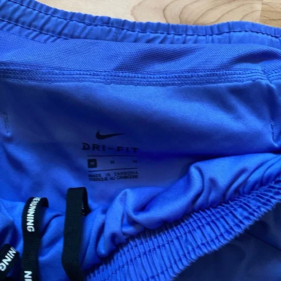 Blue Nike dry fit tempo shorts - Picture 5 of 5
